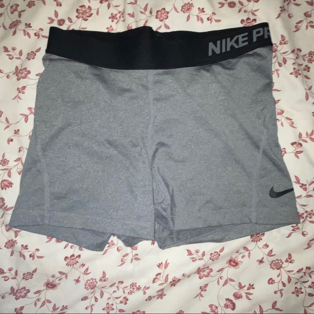 Nike spandex